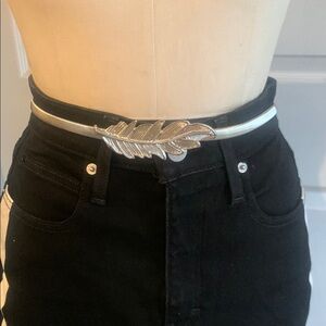Vintage feather buckle Silver stretch metal Belt